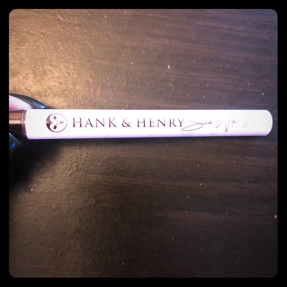 Hank and Henry slick with it eye liner